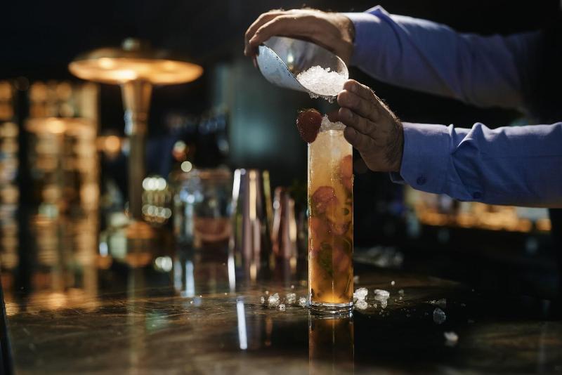 Pullman Doha West Bay - Bar