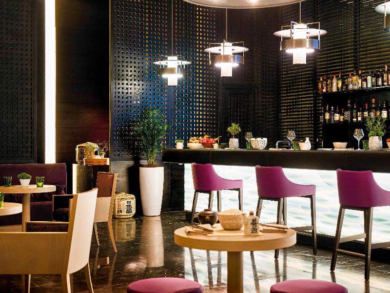 Pullman Doha West Bay - Bar