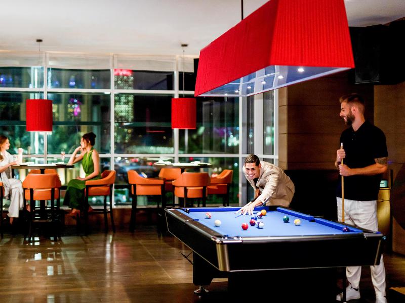 Pullman Doha West Bay - Bar
