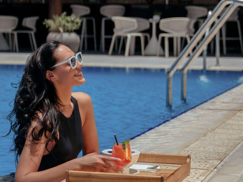 Pullman Doha West Bay - Havuz