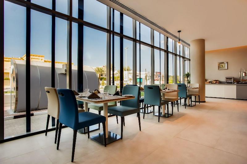 Lemon Tree Hotel Jumeirah, Dubai - Restoran