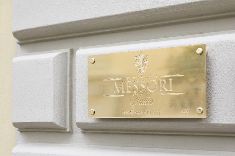 Messori Suites - Lobi