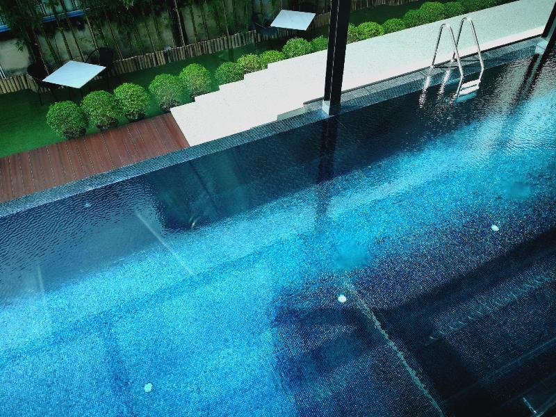 S Hadyai Hotel - Plaj