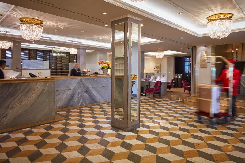 Hotel Schweizerhof Zürich - Lobi