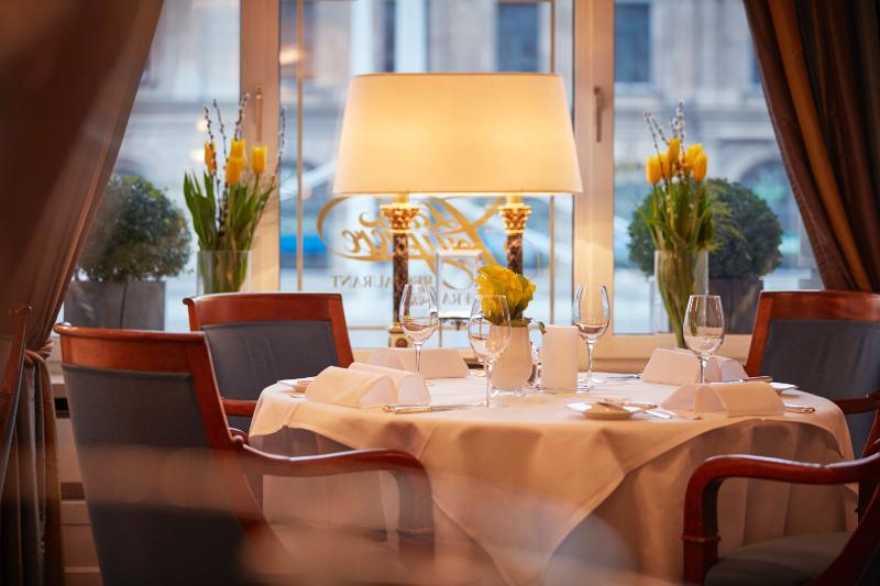 Hotel Schweizerhof Zürich - Restoran