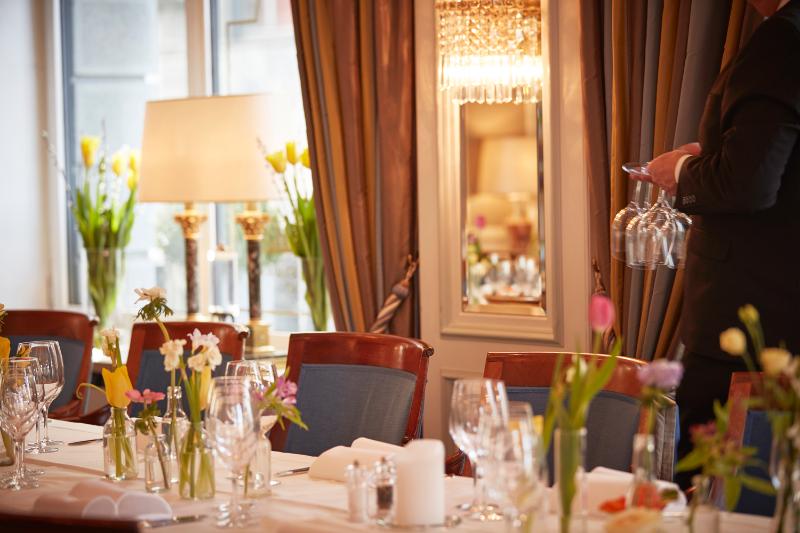 Hotel Schweizerhof Zürich - Restoran