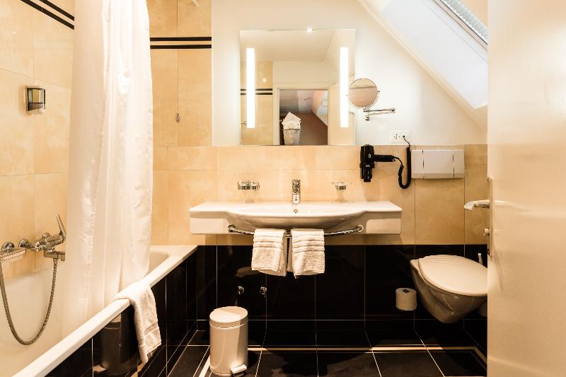 Engimatt City-Gardenhotel - Oda