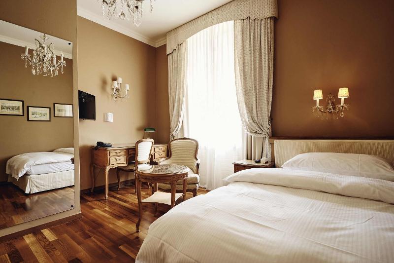 Romantik Hotel Europe - Oda
