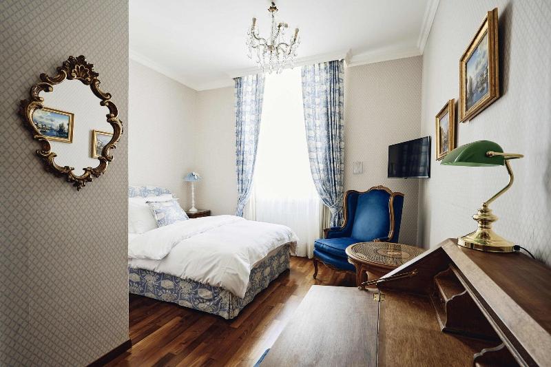 Romantik Hotel Europe - Oda
