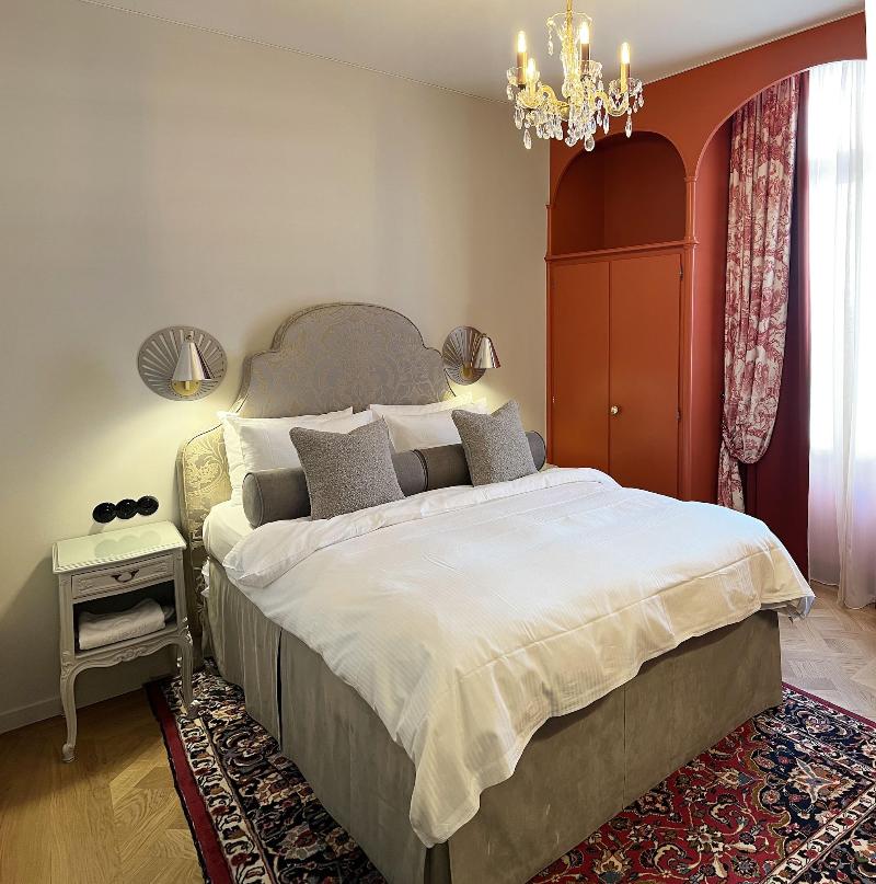 Romantik Hotel Europe - Oda