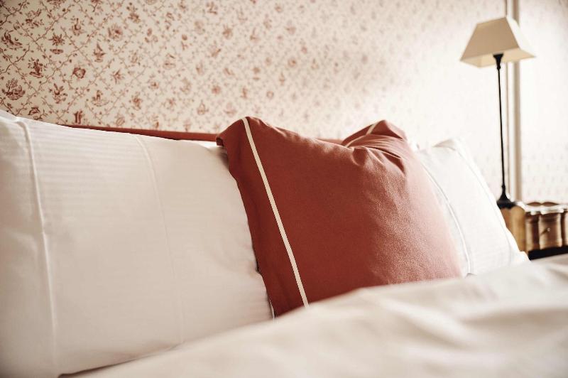 Romantik Hotel Europe - Oda
