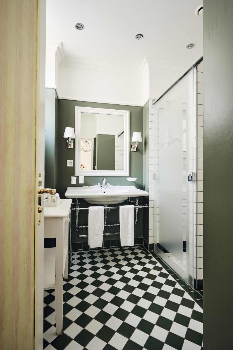 Romantik Hotel Europe - Oda