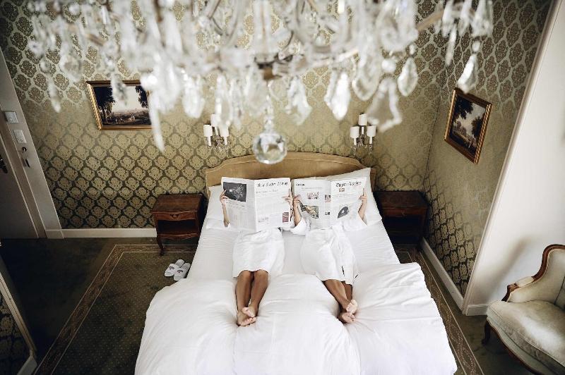 Romantik Hotel Europe - Oda