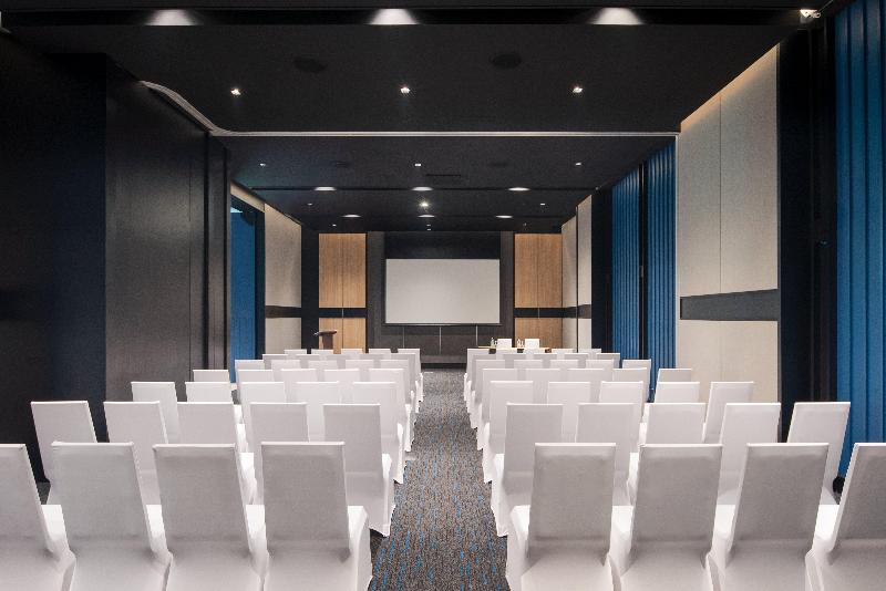 Holiday Inn & Suites Siracha Laemchabang - Toplantı