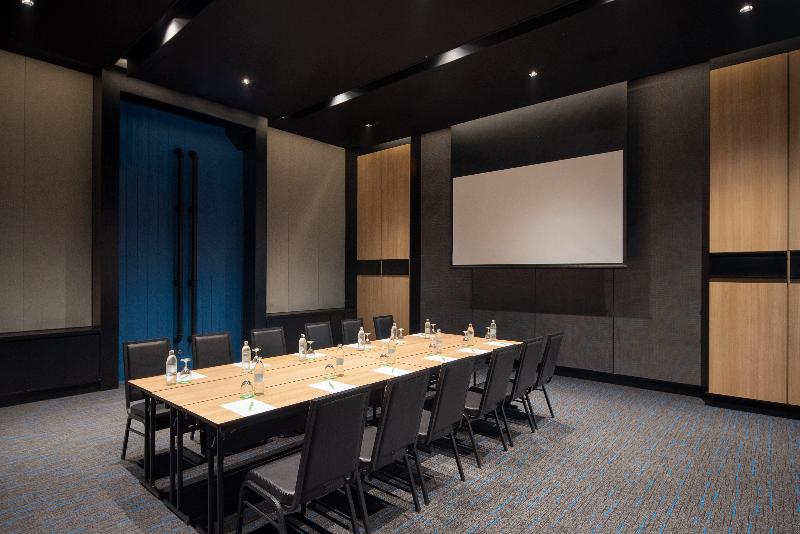 Holiday Inn & Suites Siracha Laemchabang - Toplantı