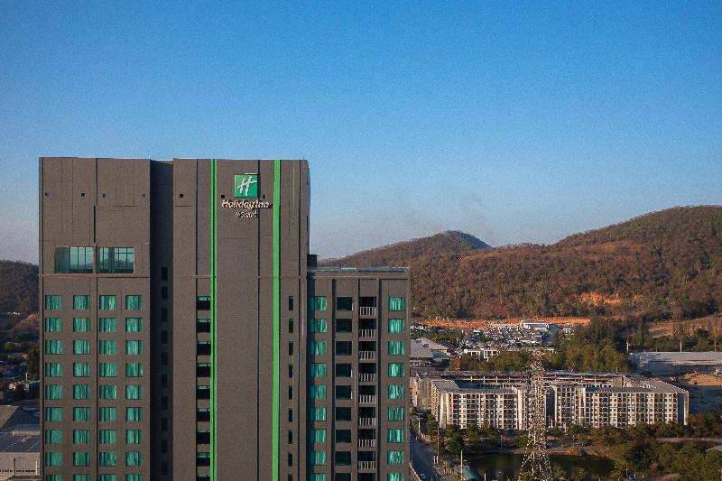 Holiday Inn & Suites Siracha Laemchabang - Genel
