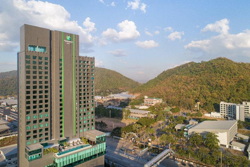 Holiday Inn & Suites Siracha Laemchabang - Genel