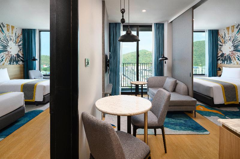 Holiday Inn & Suites Siracha Laemchabang - Oda