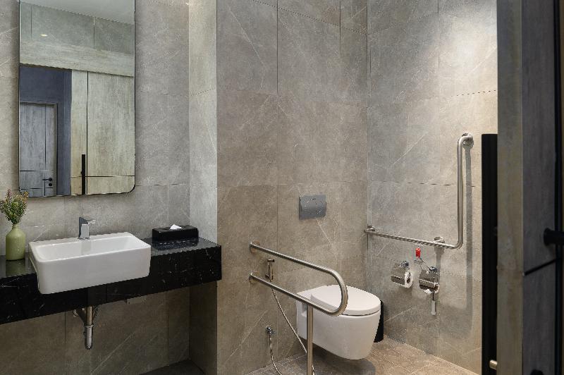 Holiday Inn & Suites Siracha Laemchabang - Oda