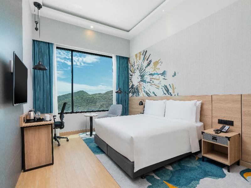 Holiday Inn & Suites Siracha Laemchabang - Oda