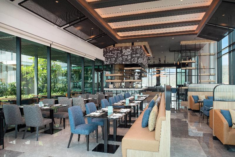 Holiday Inn & Suites Siracha Laemchabang - Restoran