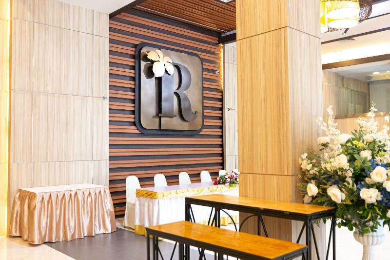 Grand Ratchapruek Hotel by ZUZU - Toplantı