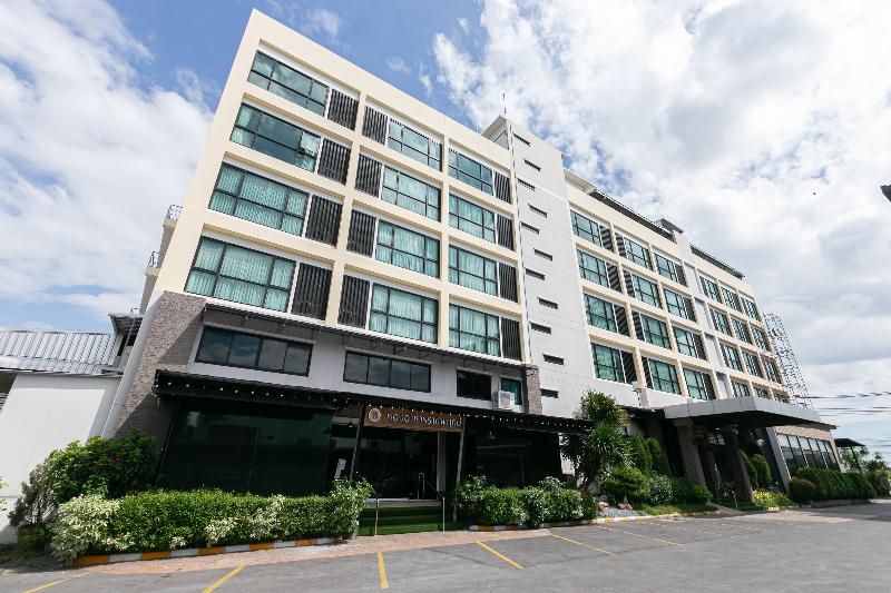 Grand Ratchapruek Hotel by ZUZU - Genel