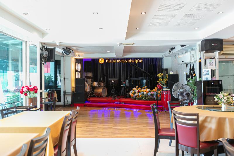 Grand Ratchapruek Hotel by ZUZU - Restoran