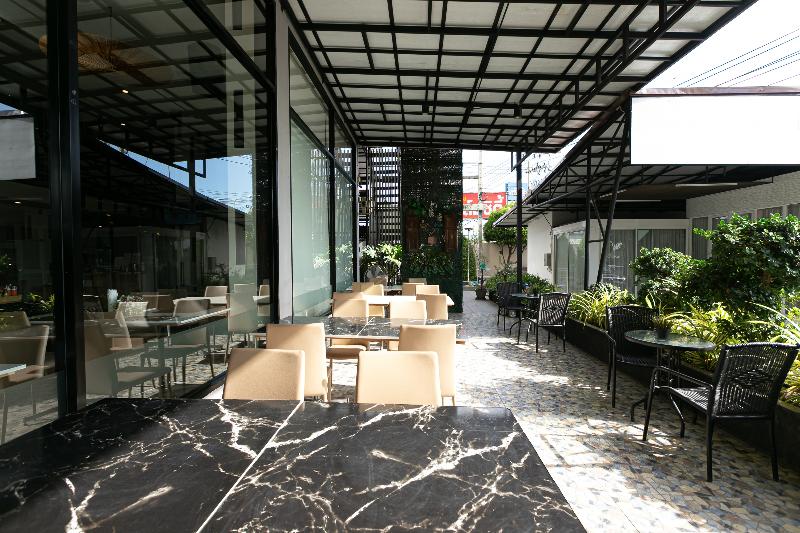Grand Ratchapruek Hotel by ZUZU - Restoran