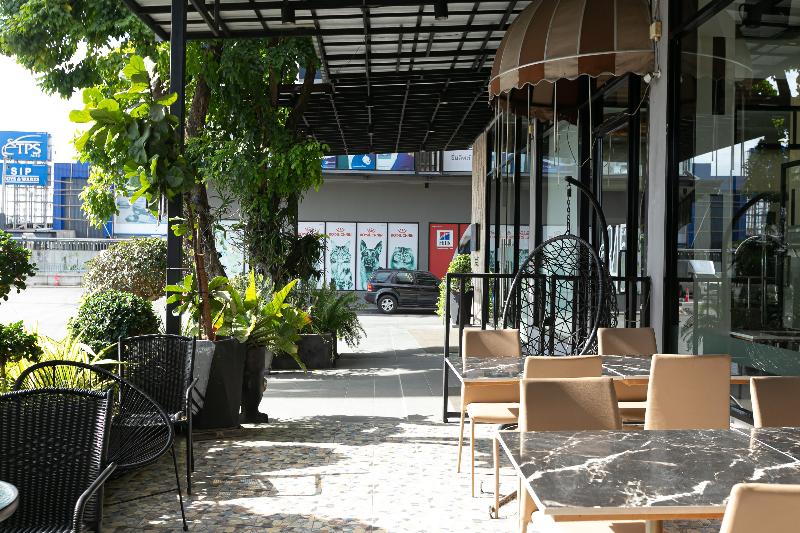 Grand Ratchapruek Hotel by ZUZU - Restoran