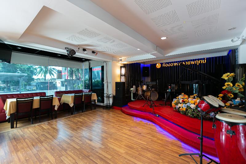 Grand Ratchapruek Hotel by ZUZU - Restoran