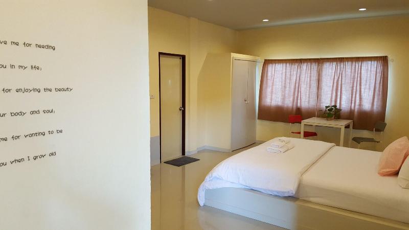Jantima Place At Amphawa - Oda