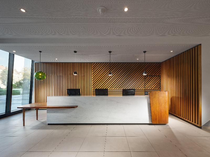 Clarion Hotel Vienna South - Lobi