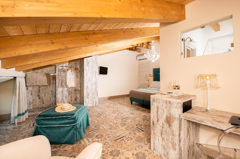 Don Giulio Luxury Rooms - Oda