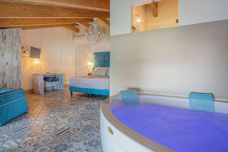 Don Giulio Luxury Rooms - Oda