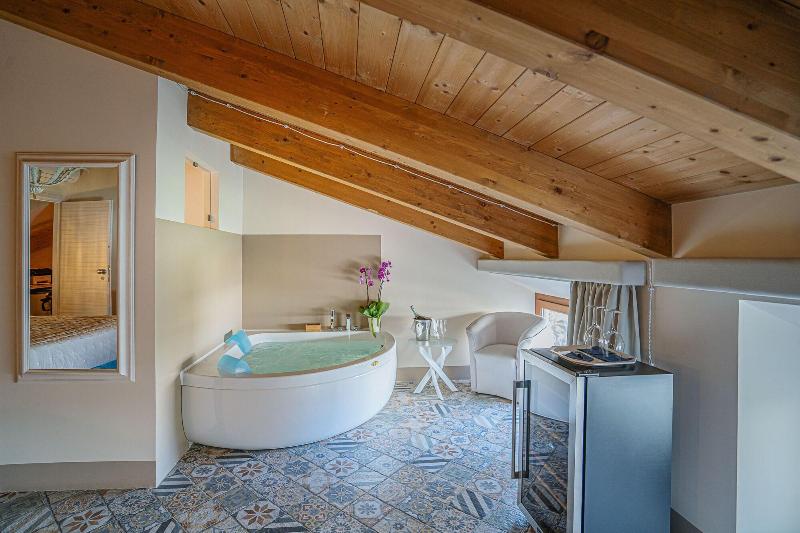Don Giulio Luxury Rooms - Oda