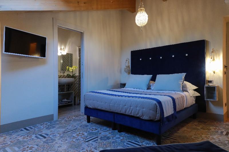 Don Giulio Luxury Rooms - Oda
