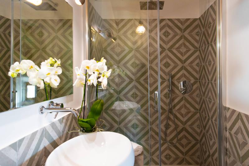 Don Giulio Luxury Rooms - Oda