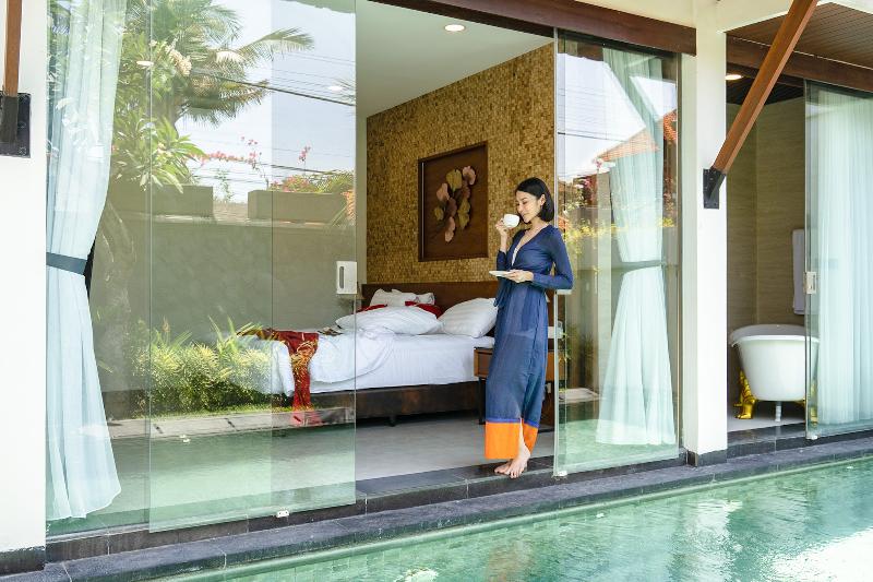 Del Cielo Villa Seminyak - Oda