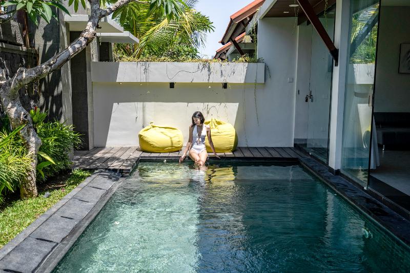 Del Cielo Villa Seminyak - Havuz