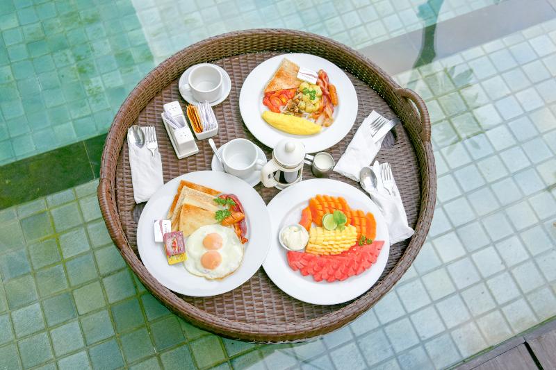 Del Cielo Villa Seminyak - Restoran