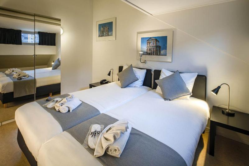 H2Otel Rotterdam - Oda