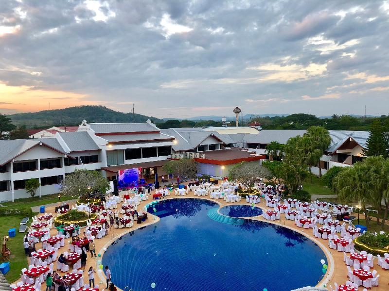The Impress Nan Hotel - Havuz