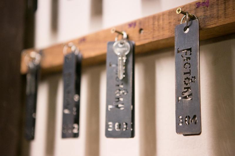The 8 Factory Hostel - Lobi
