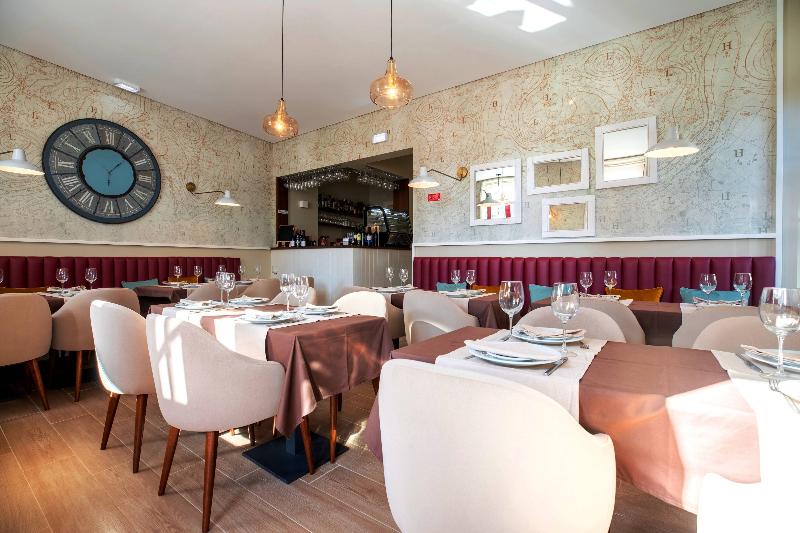 Harbour Inn Design Townhouse - Restoran