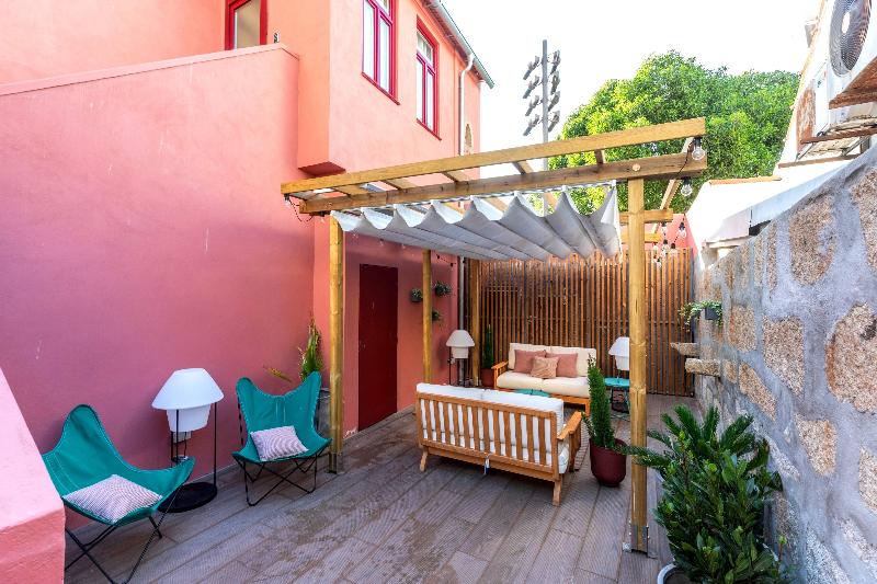 Harbour Inn Design Townhouse - Teras