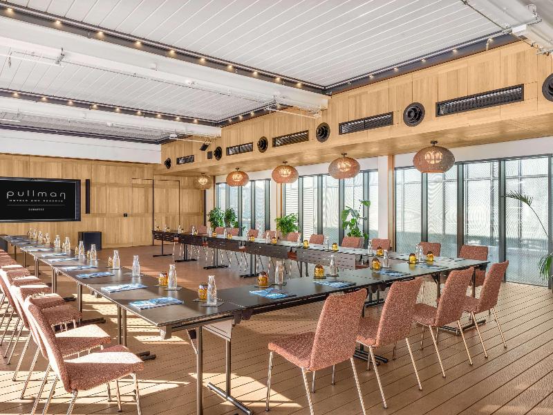 Pullman Budapest - Toplantı