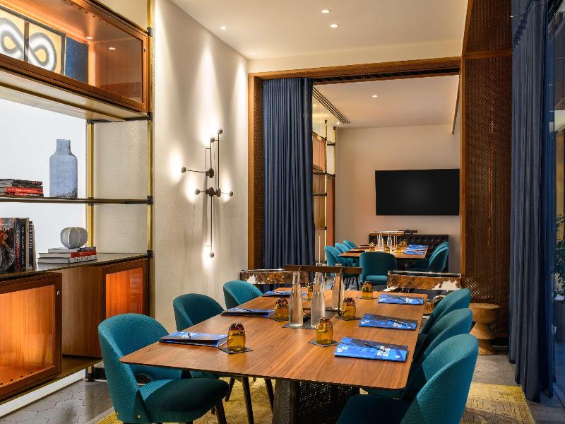Pullman Budapest - Toplantı