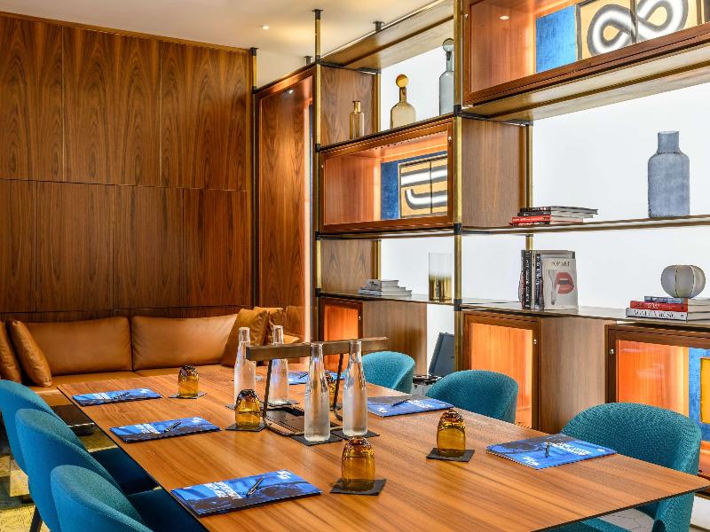 Pullman Budapest - Toplantı