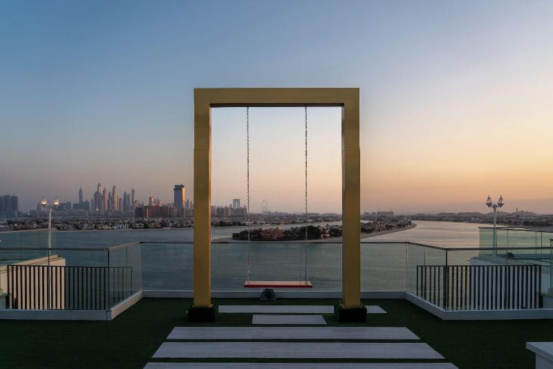 C Central Resort The Palm Dubai - Teras
